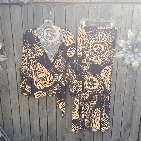 Zara Bohemian Top and Skirt Set - Picture 1 of 10